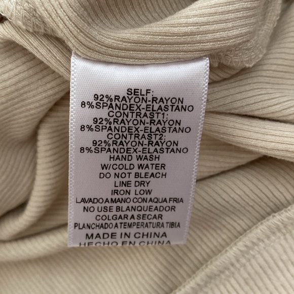 Color Block Ribbed Top - Picture 5 of 5